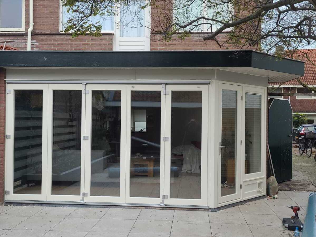 Fam._van_Amersfoort_in_Hilversum_1.jpg Fam._van_Amersfoort_in_Hilversum_1.jpg