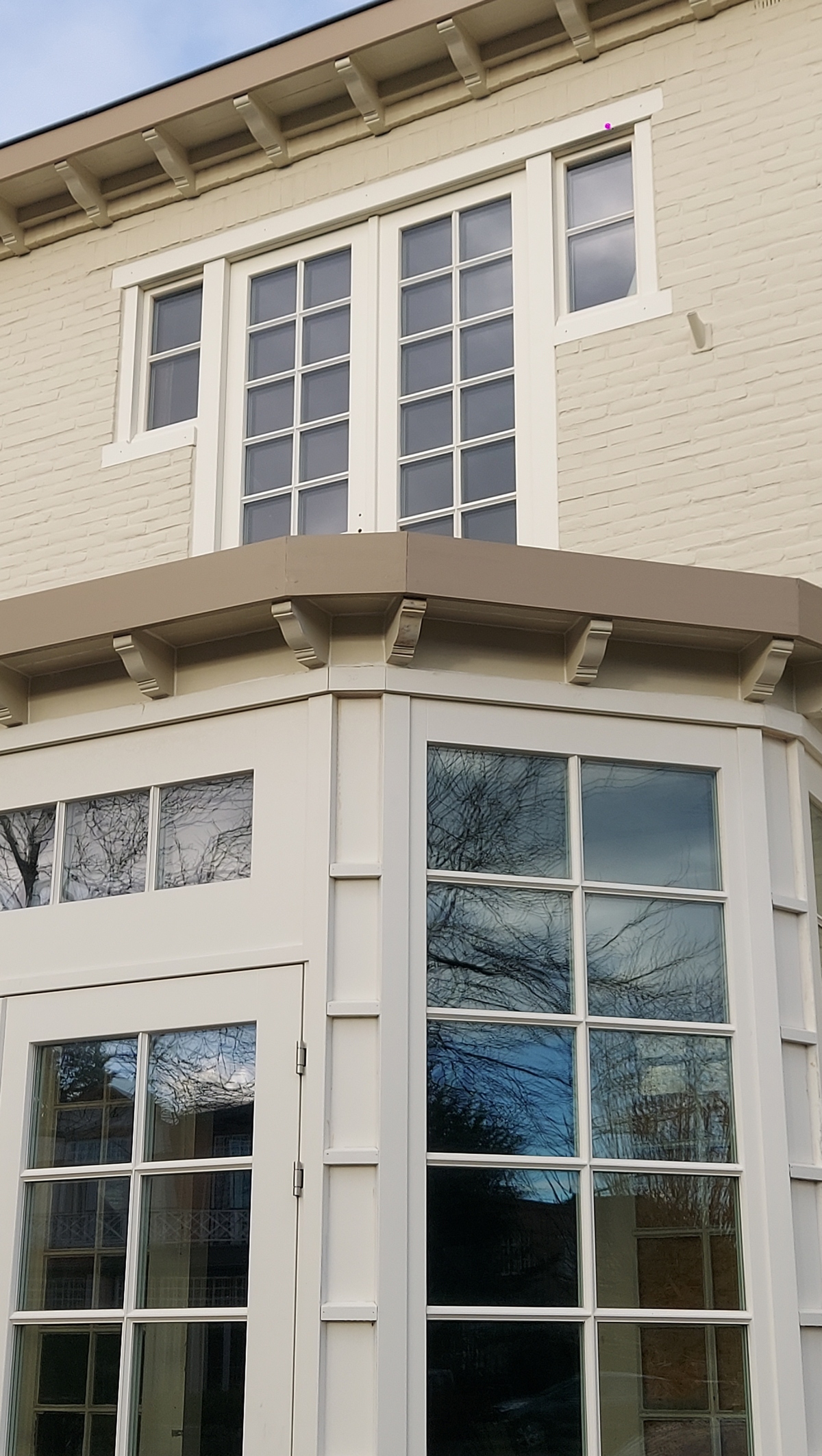 20251125_142117.jpg 20251125_142117.jpg