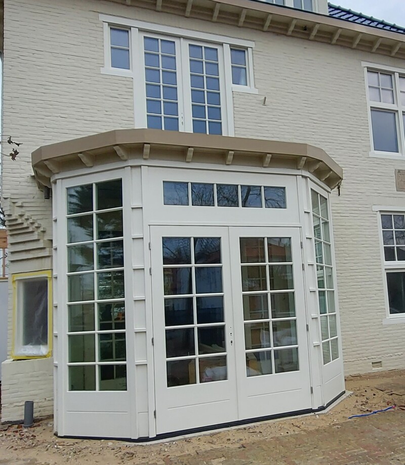 Nieuwe hardhouten serre Zandvoortselaan 13 Zandvoort